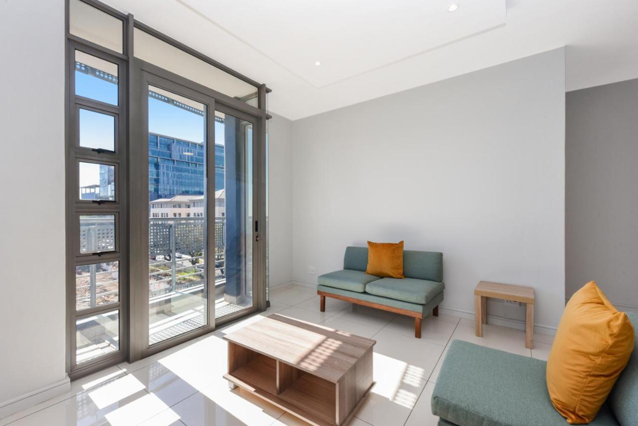 The Median Rosebank Luxury Apartment - Building With Generator Johannesburg Eksteriør billede